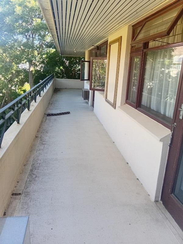 To Let 5 Bedroom Property for Rent in Paarl Central West Western Cape